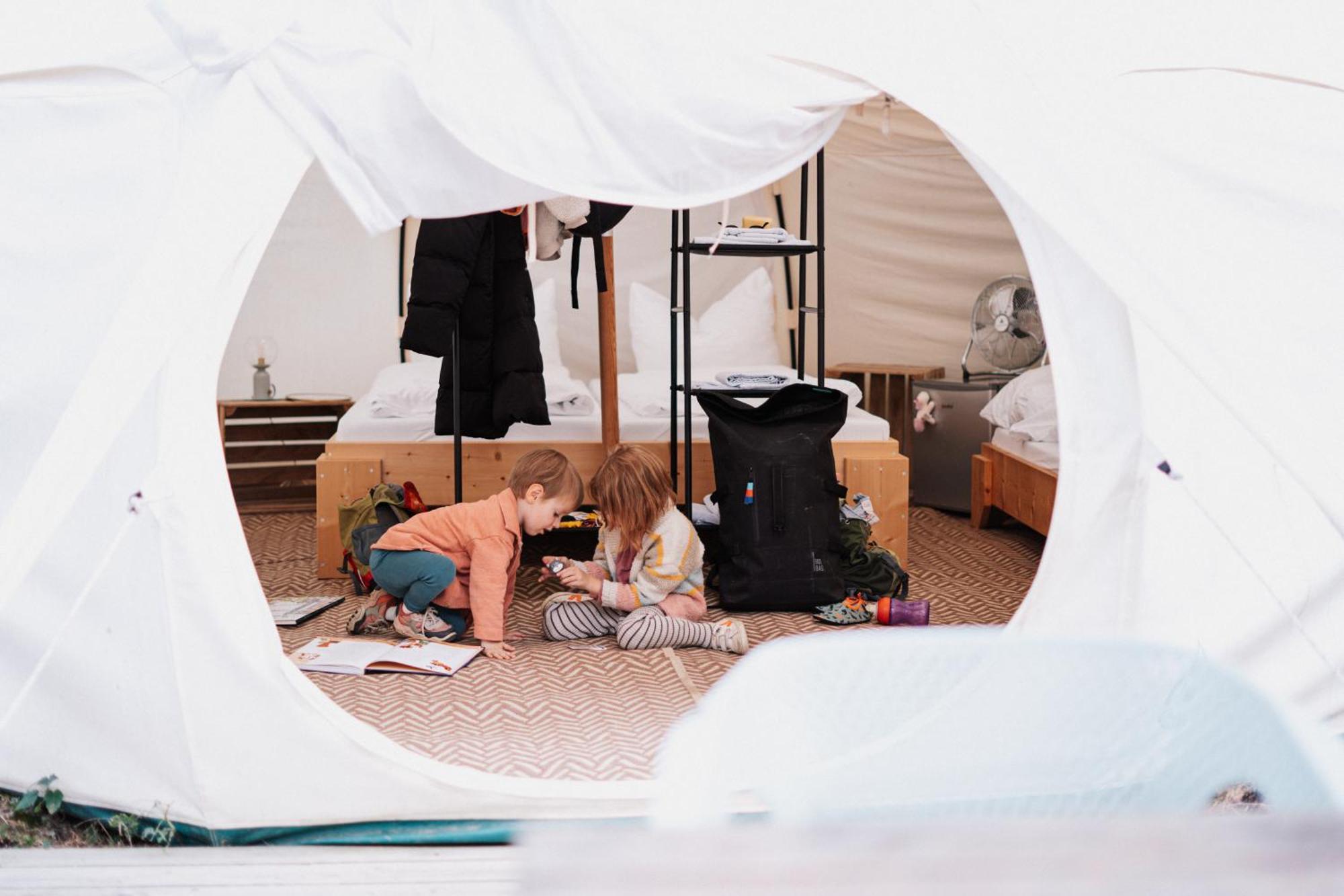 Raus Und Gut Glamping Am Graebendorfer See Drebkau Eksteriør billede