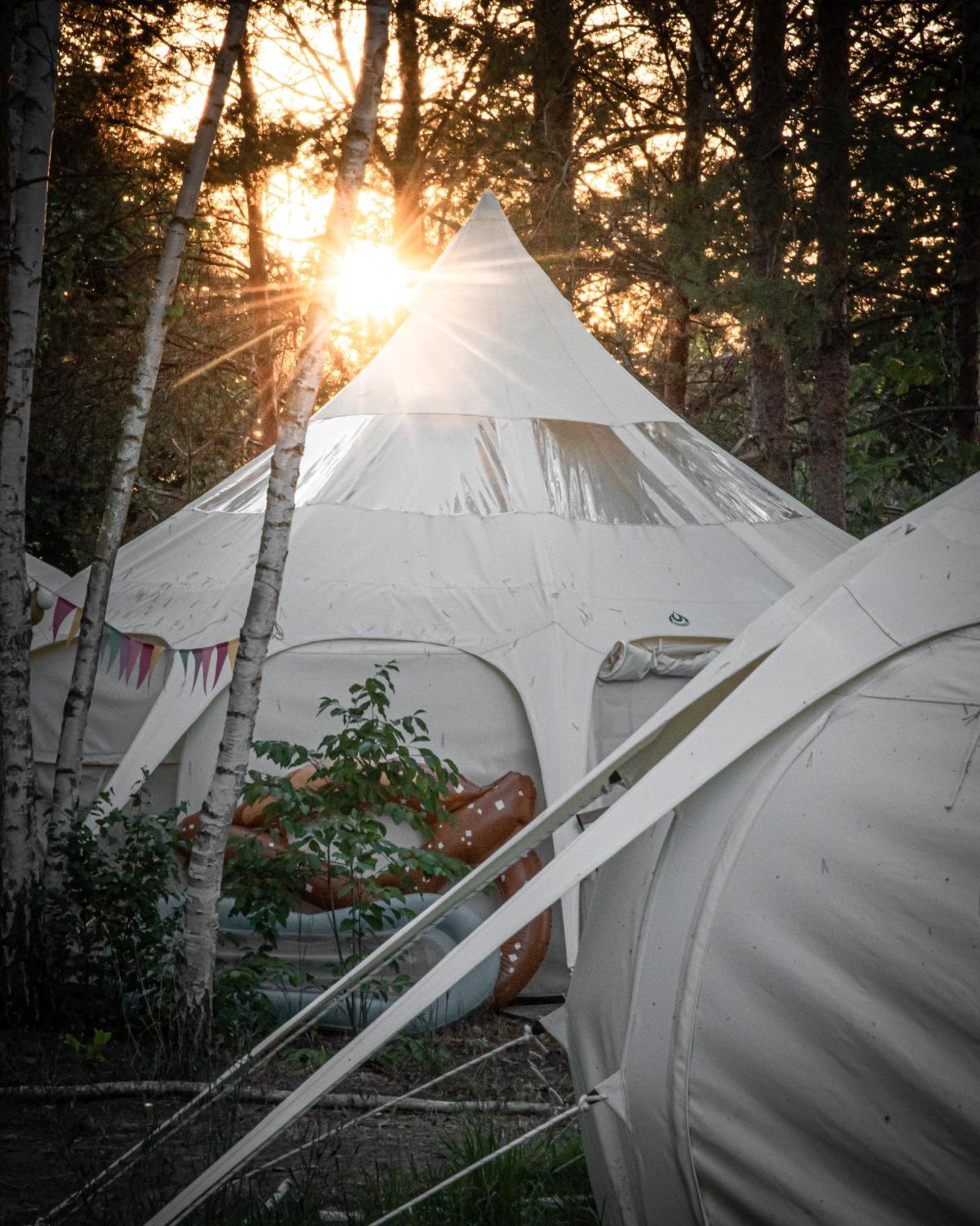 Raus Und Gut Glamping Am Graebendorfer See Drebkau Eksteriør billede