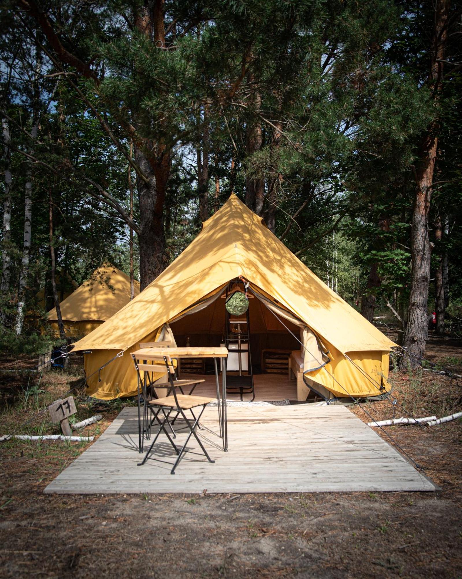Raus Und Gut Glamping Am Graebendorfer See Drebkau Eksteriør billede