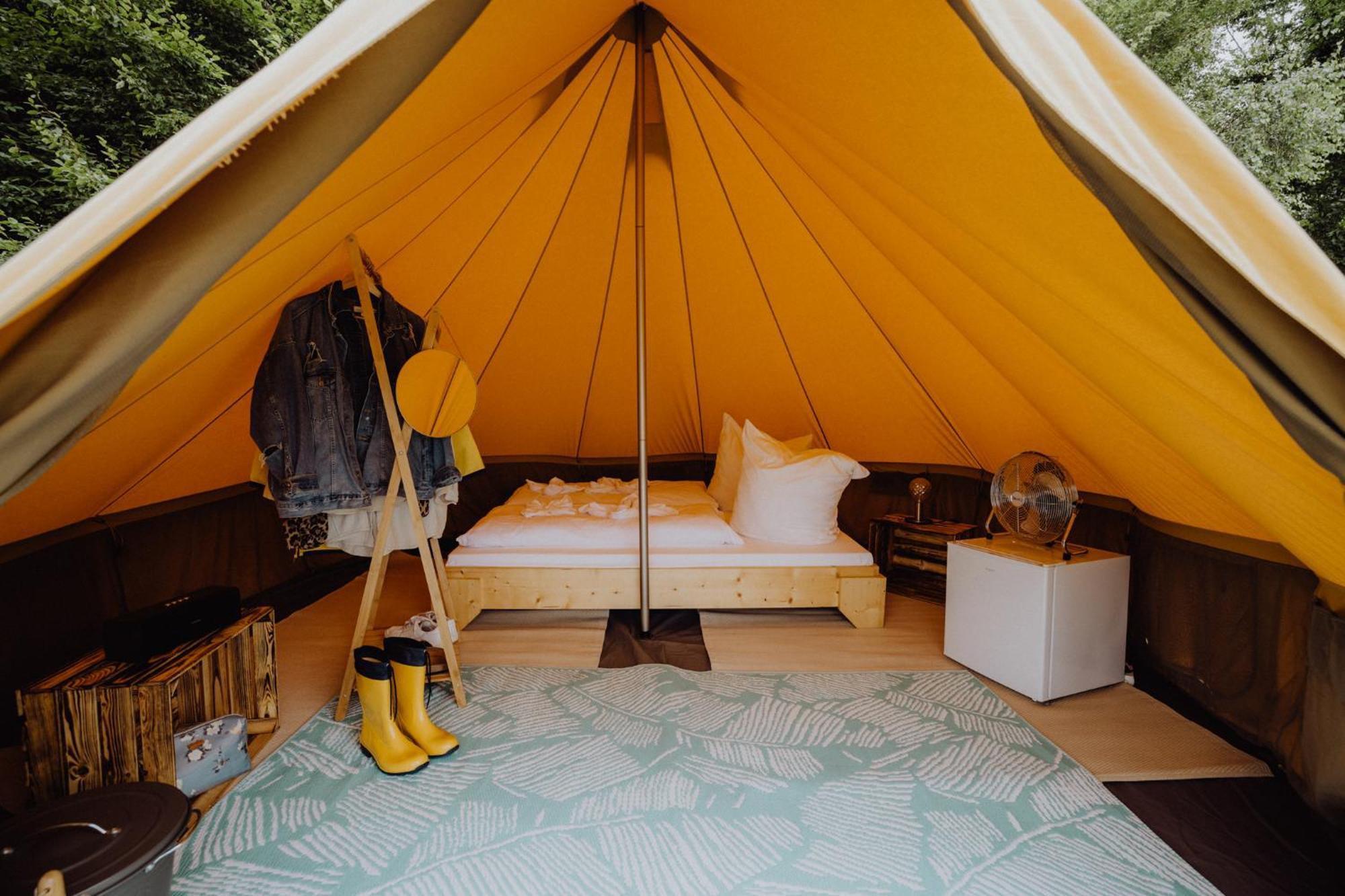 Raus Und Gut Glamping Am Graebendorfer See Drebkau Eksteriør billede