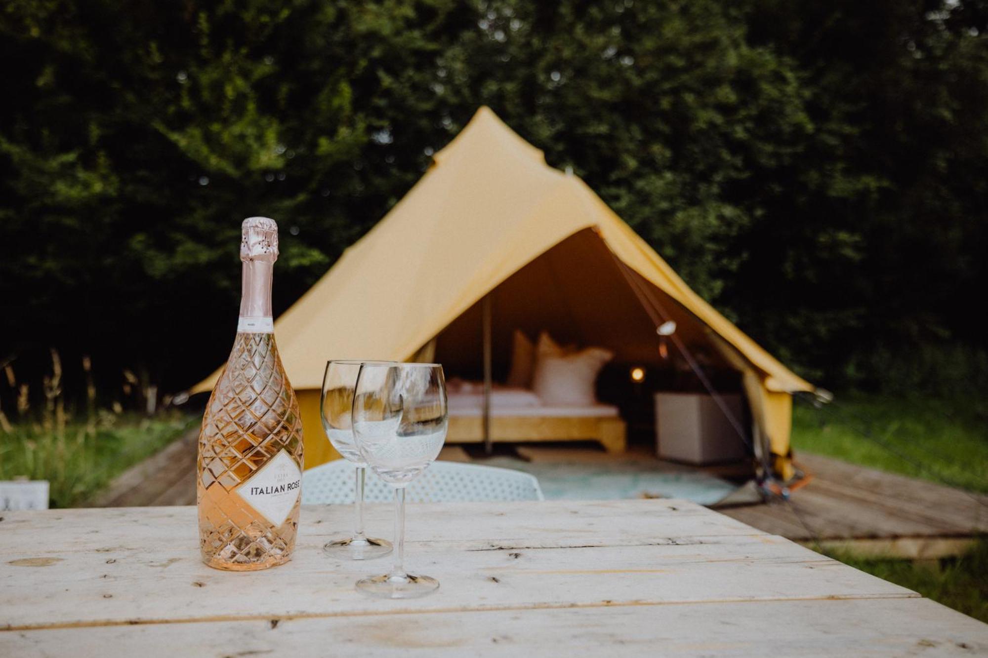 Raus Und Gut Glamping Am Graebendorfer See Drebkau Eksteriør billede